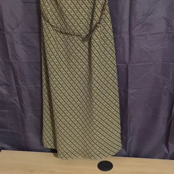 Ann Taylor LOFT dress - Picture 7 of 7